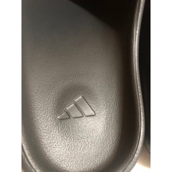 Adidas Yeezy Slide Onyx - Men’s Size 4 (No Box) - Picture 2 of 5